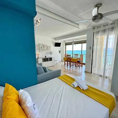Domuum Holidays - Acantilados Studio Апартаменты *